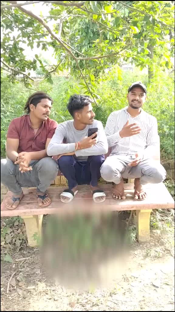 @AKKI_007