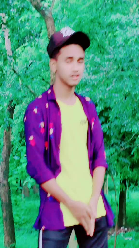 @😜 I AM SINGLE BOY😍