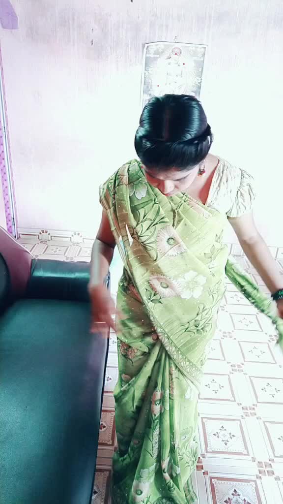 @Village Queen ------