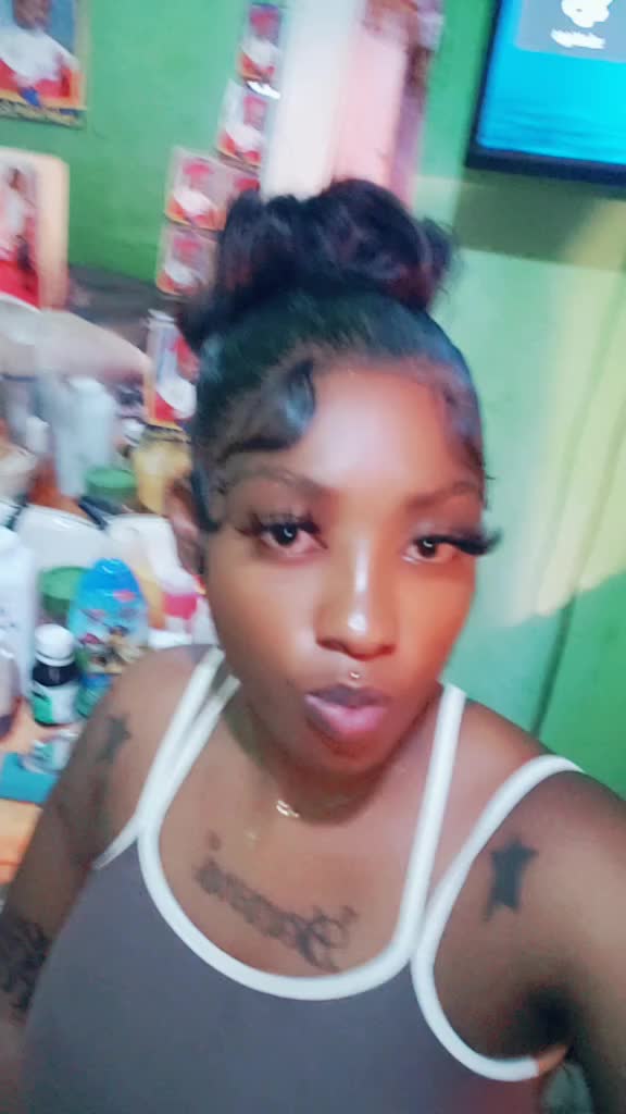 @nickygudpum2