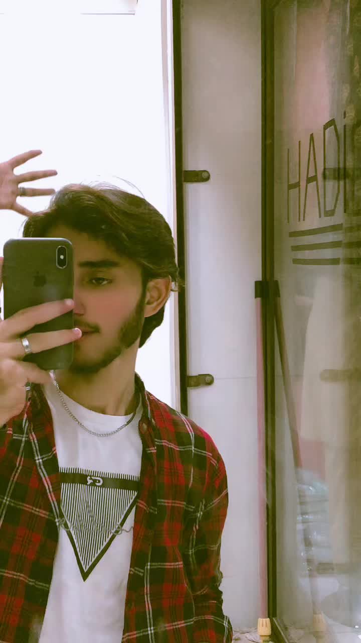 @𝒜𝓁𝒾 ᶜᵘᵗᵉ🐭