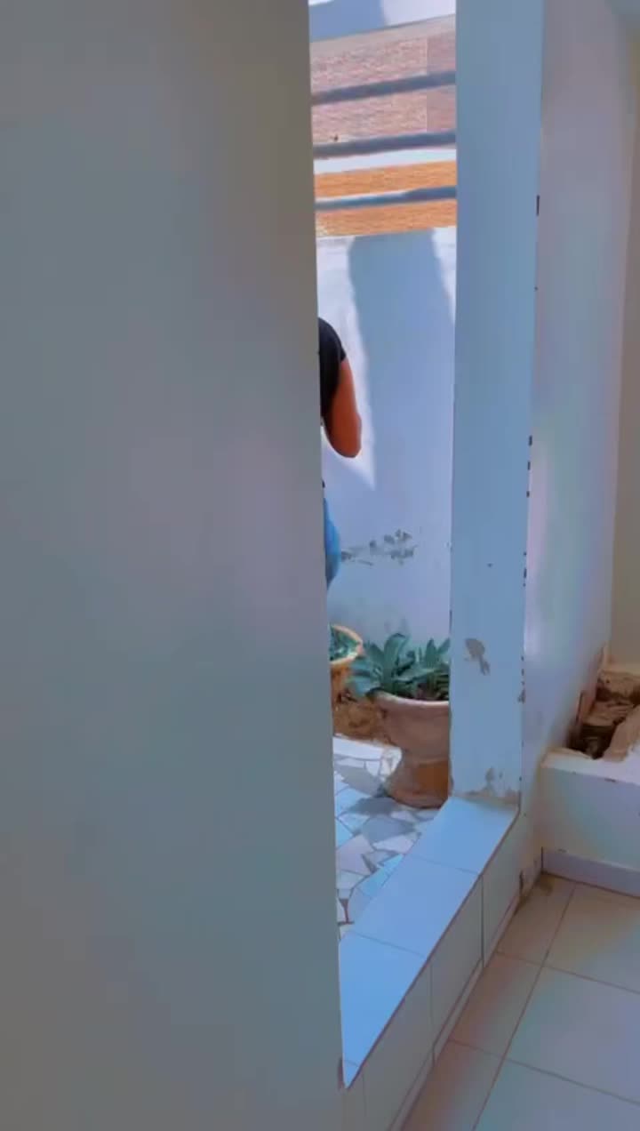 @Zahra Fulani