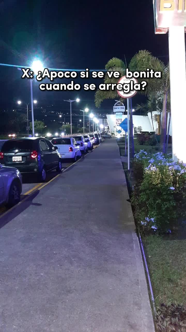 @Alejandra🌙