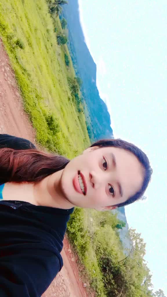 @{s@d girl }😢