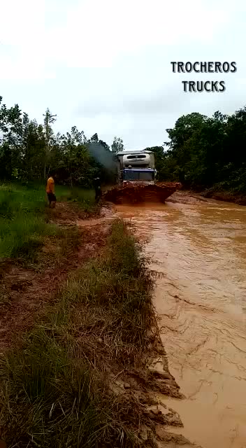 @Trocheros Trucks