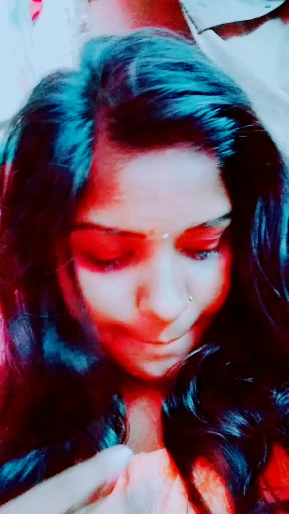 @luckyangela0