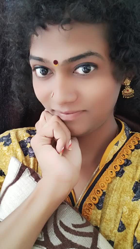 @माऊ पुजारी