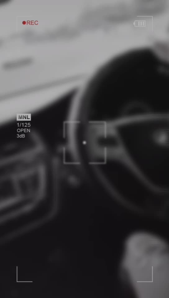 @꧁༺Vł₵₭Ɏ❷฿Ⱨ₳ł༒༻꧂