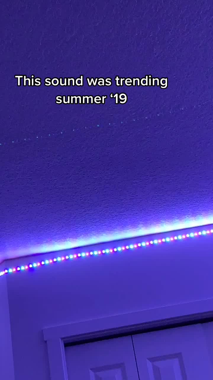 @⃟