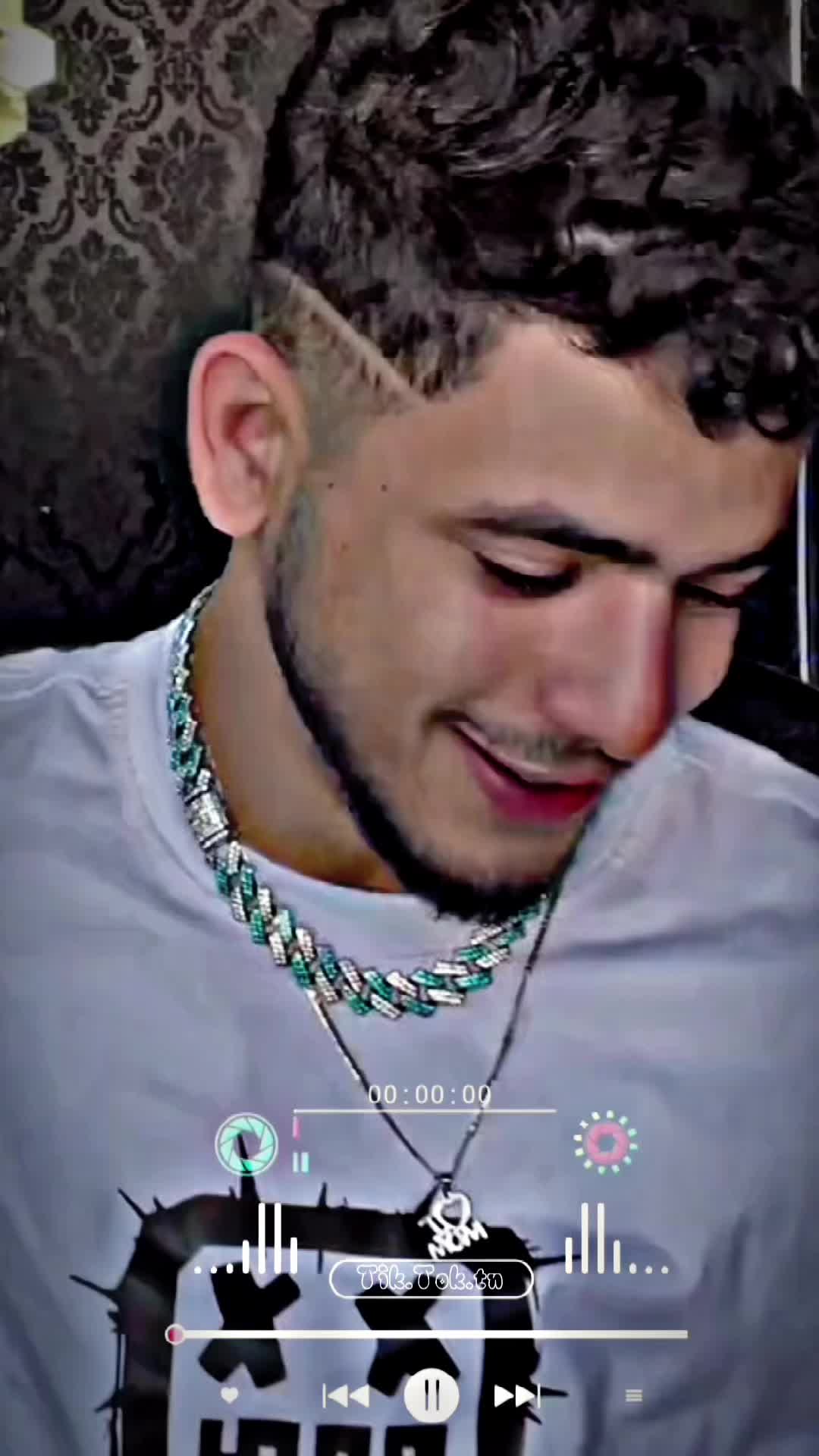 @𝐌𝐜 𝐄́𝐭𝐨𝐮𝐧𝐬𝐢 ♩