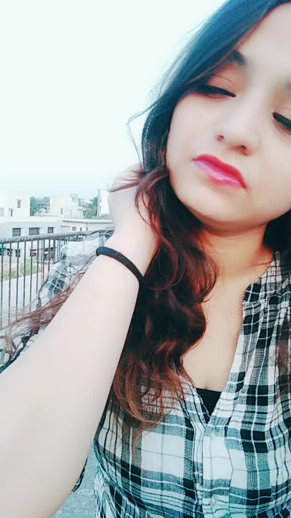 @Delika Khakhiwala