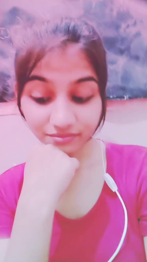 @CuteSmileyDeepika😍