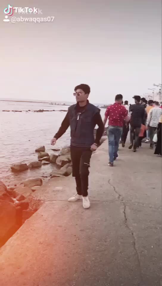 @AbWaqqas_07