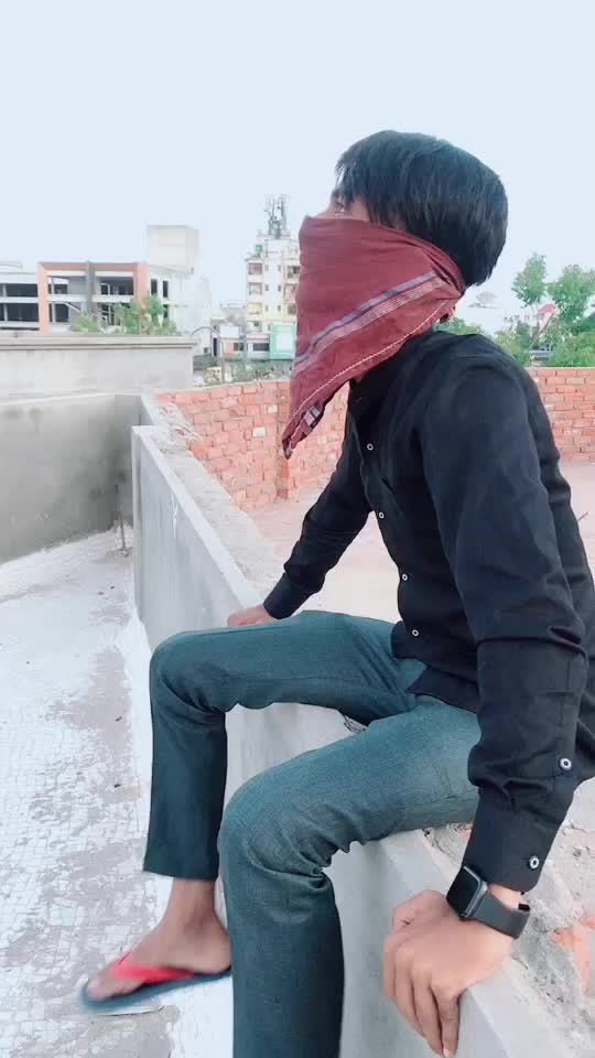 @mr_aakil__
