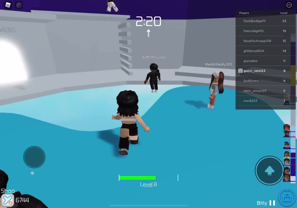 @I play Roblox 🤪✨