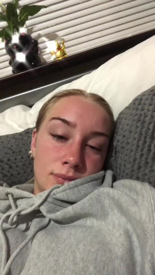 @<3
