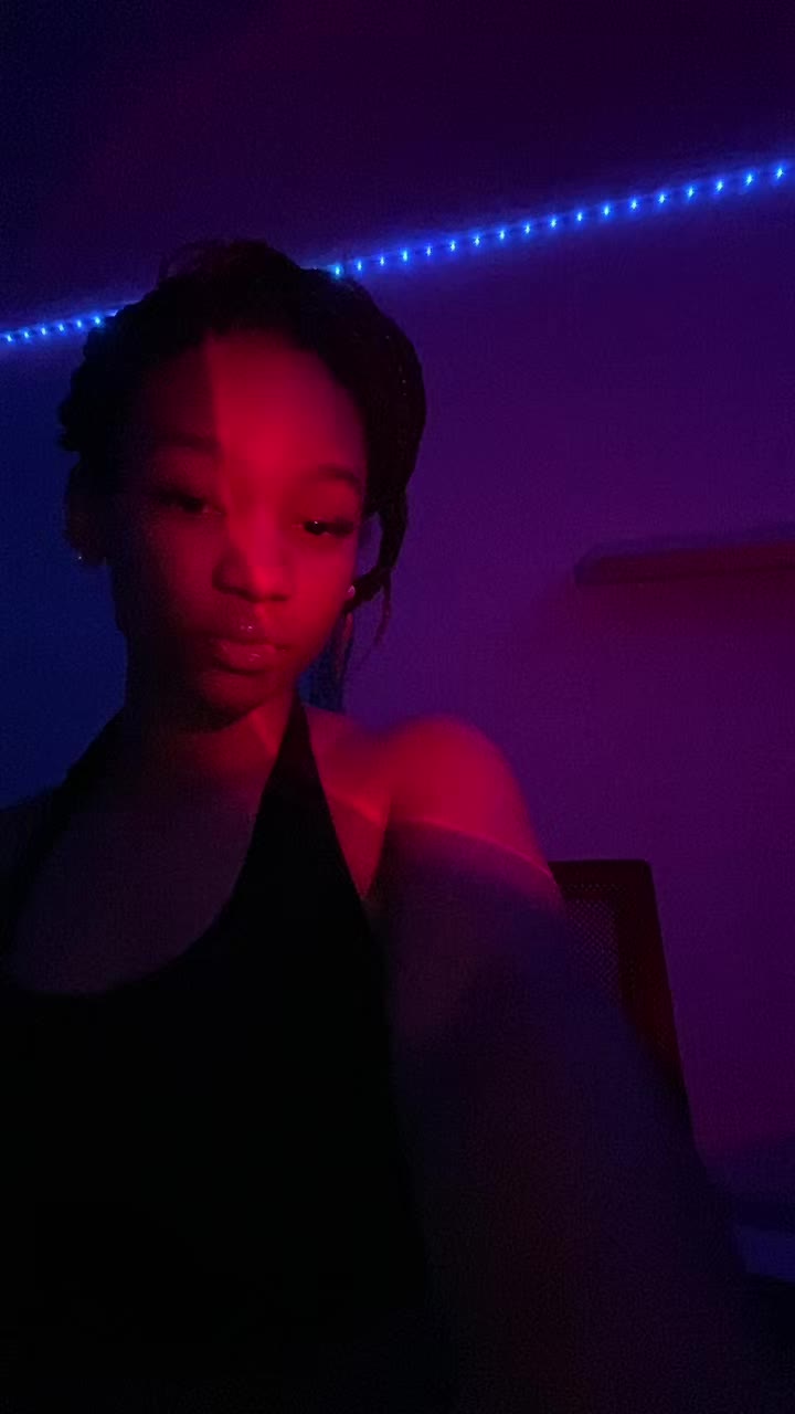@Jussy 𖣂