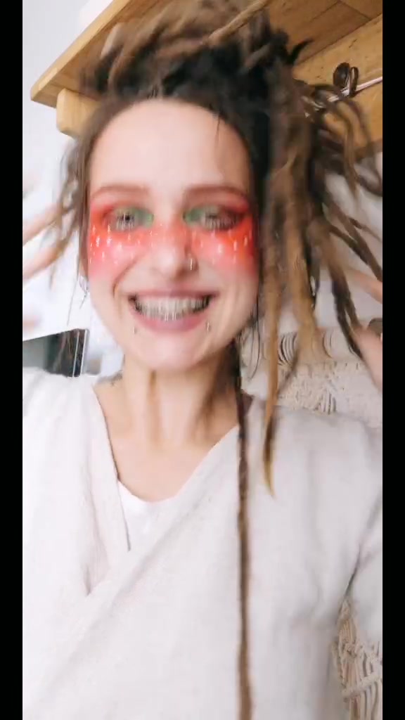 @Maria Zelenka