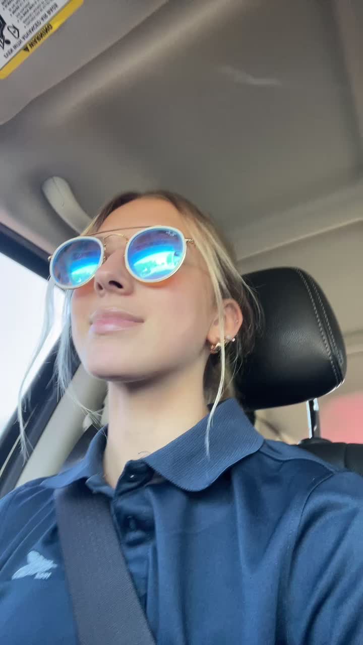 @veronica