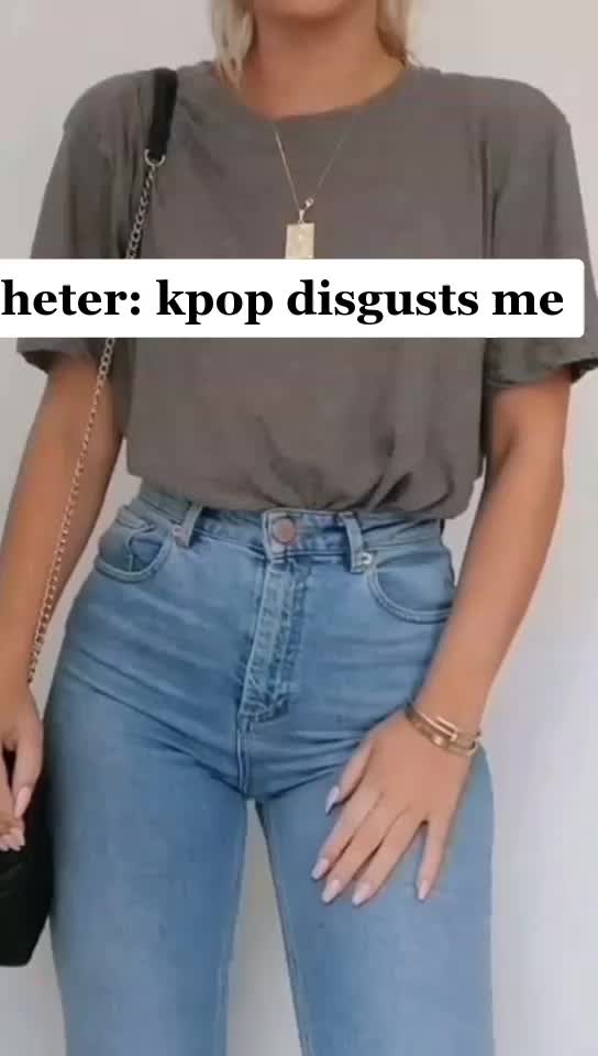 @🖤