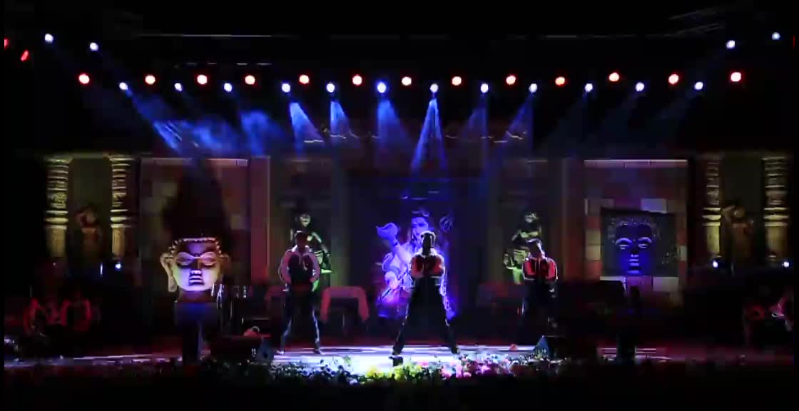 @Mr_Deepak