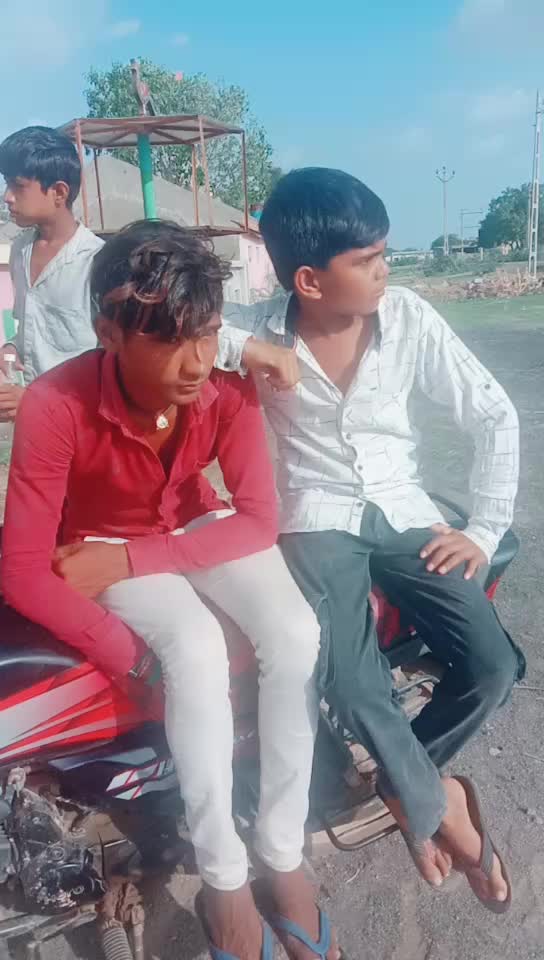@Dhuva Nø KING👑👑