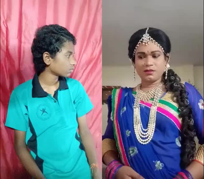 @smiling queen