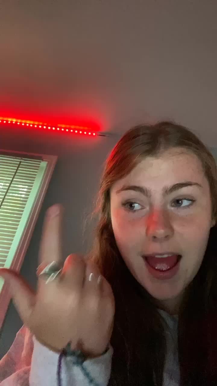 @carly