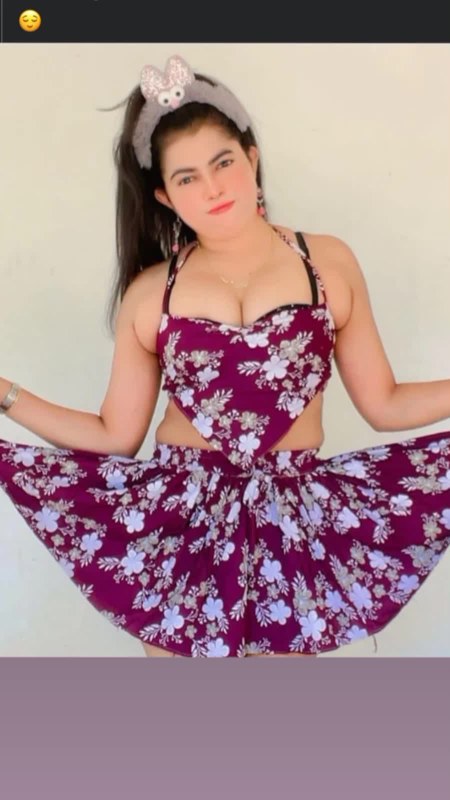 @Rishaa_