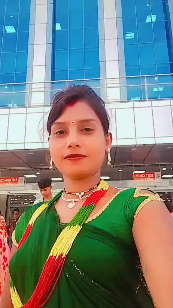 @乂❤ℝ𝕒𝕕𝕙𝕒__ℚ𝕦𝕖𝕖𝕟❣️😘❤乂
