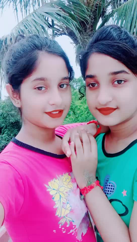 @❤️❤️TWIN SISTER'S❤️❤