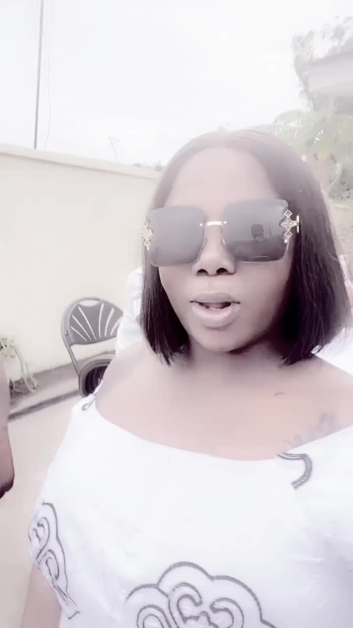 @Akua Molash🌺❤️