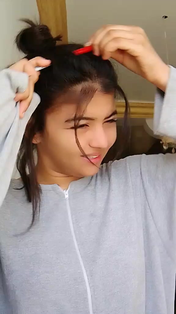 @🧜🏻♀️