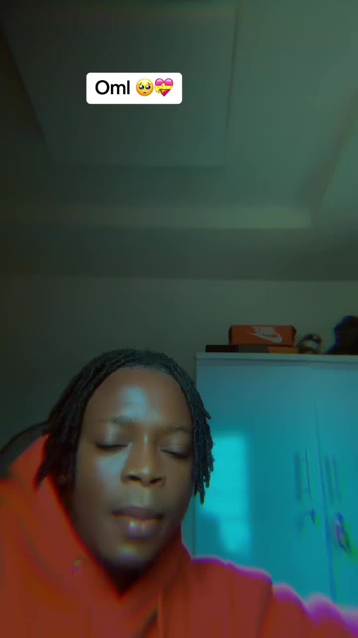 @Barley Blinkz🤍🕊️