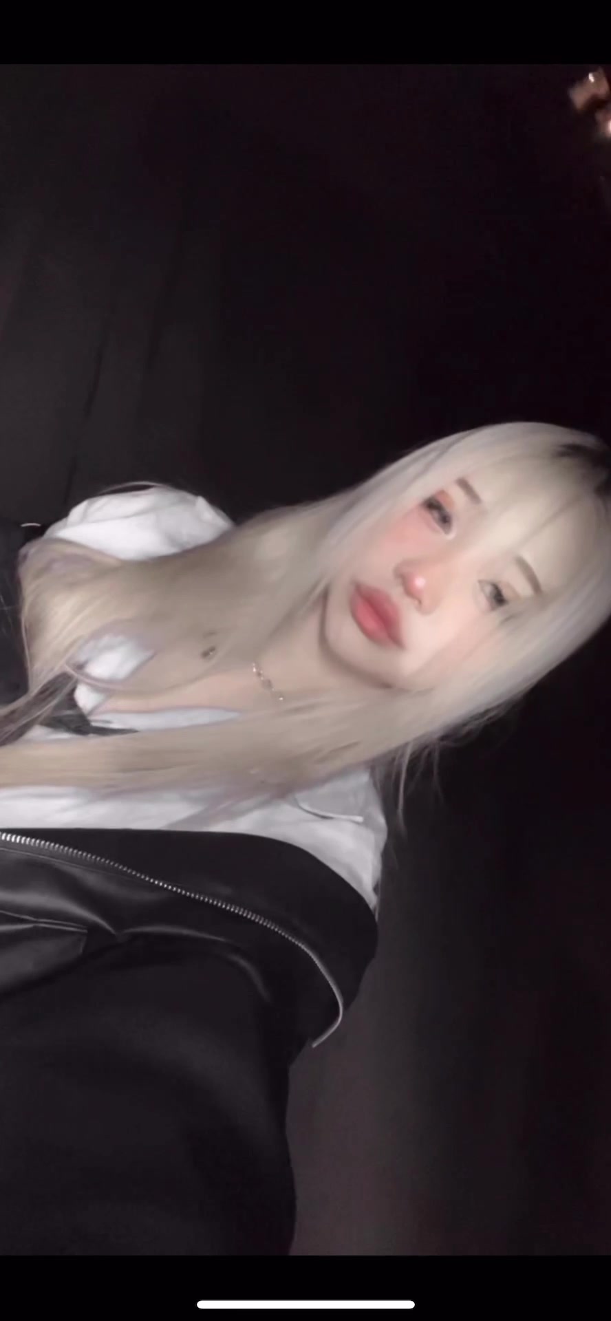 @chloe