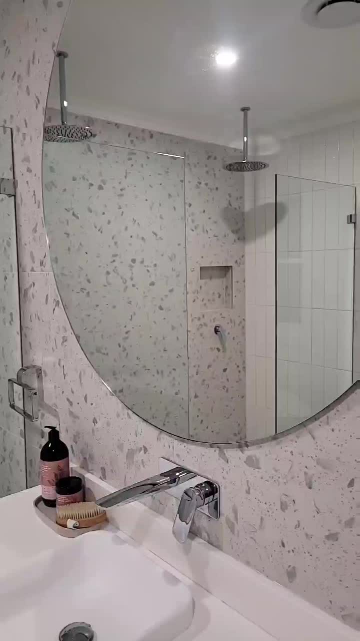 @Vanessa Elliott