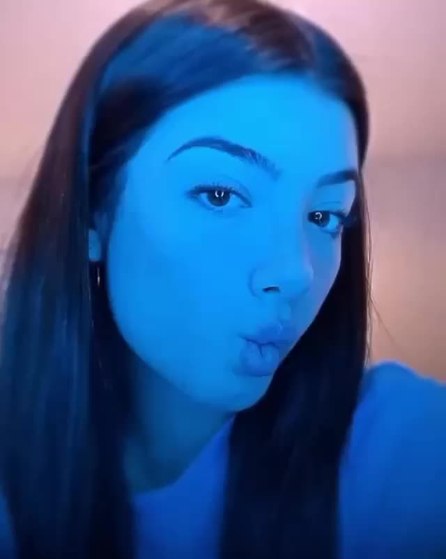 @<3