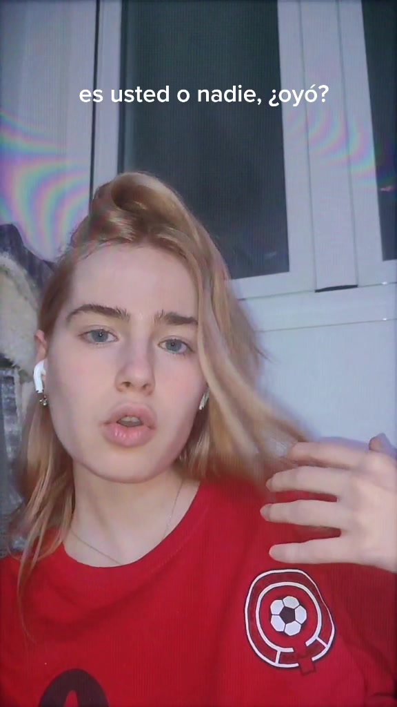 @aneeee:,-)
