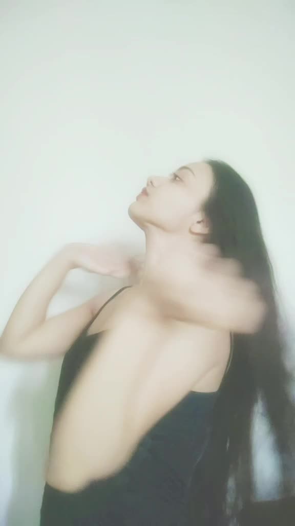@elegant_woman