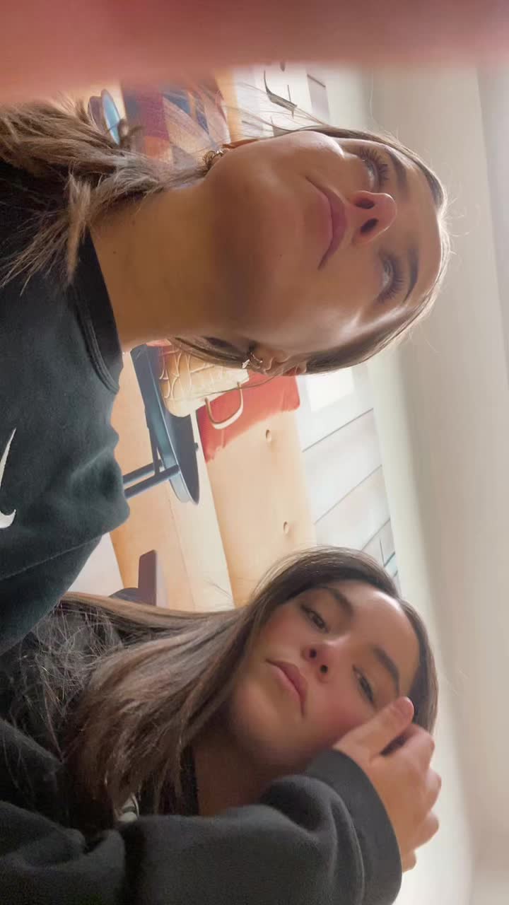 @godmdksjsnsj