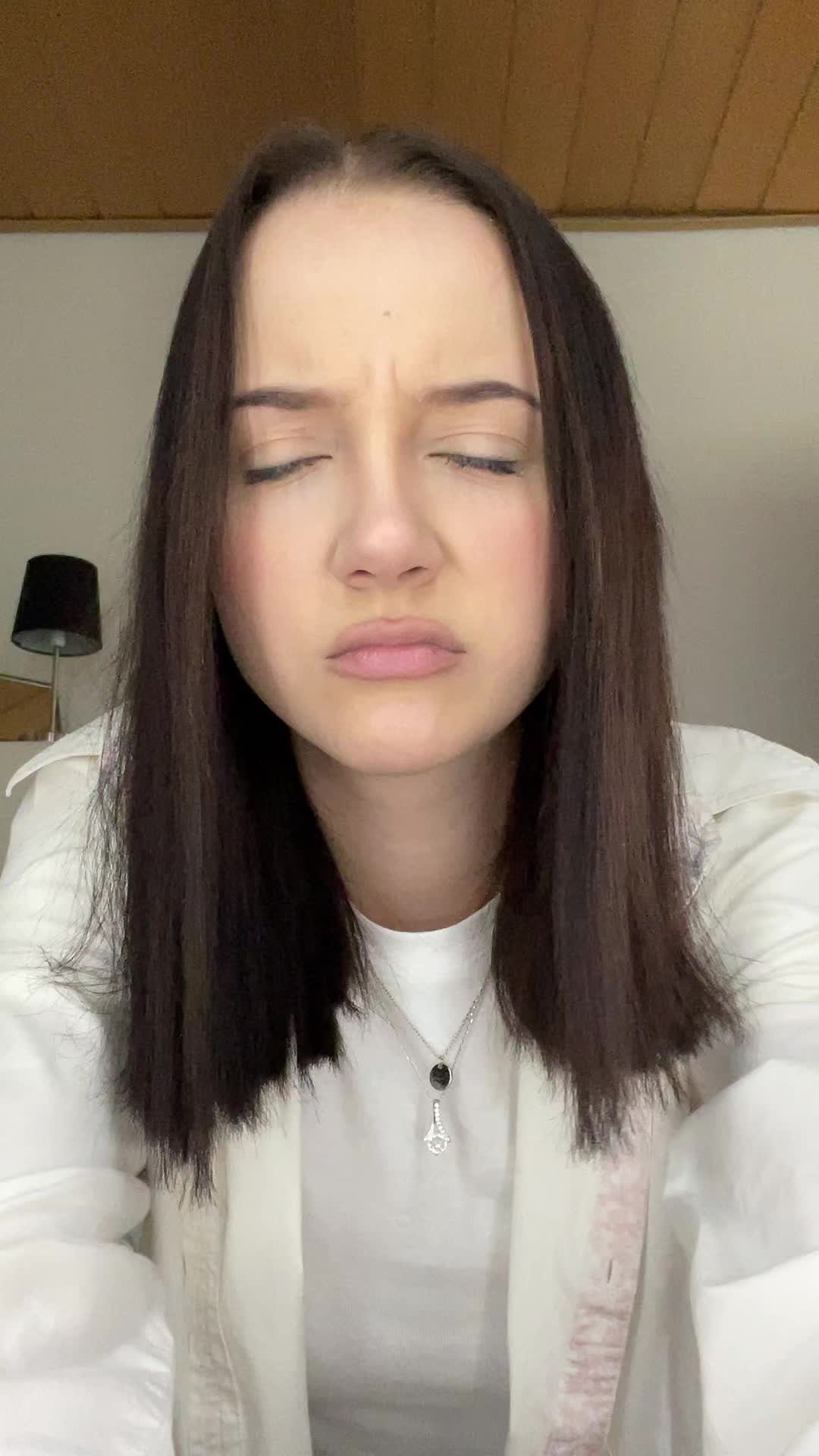 @Emily🌹