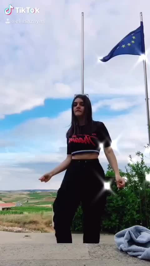 @ LÅ BÎXØ