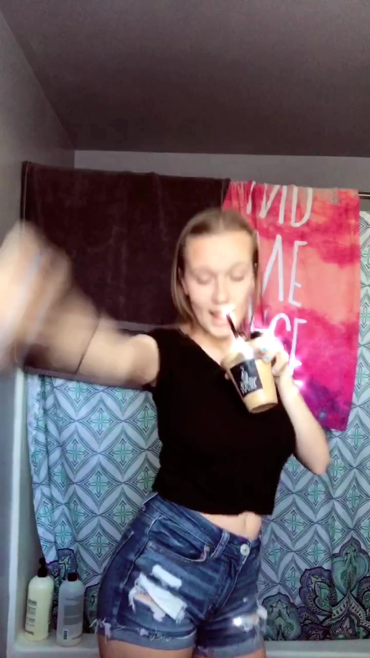 @lilaaciara