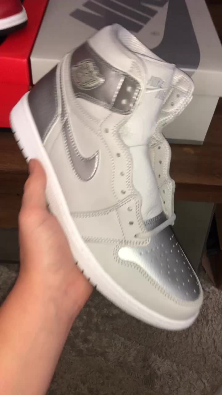@Upside Kickz