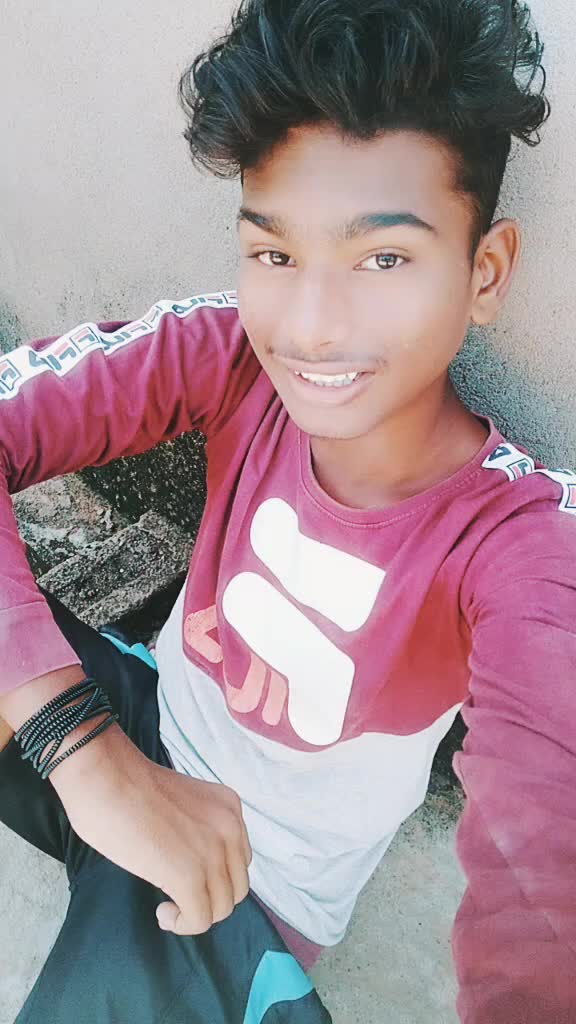 @sad boy pintu