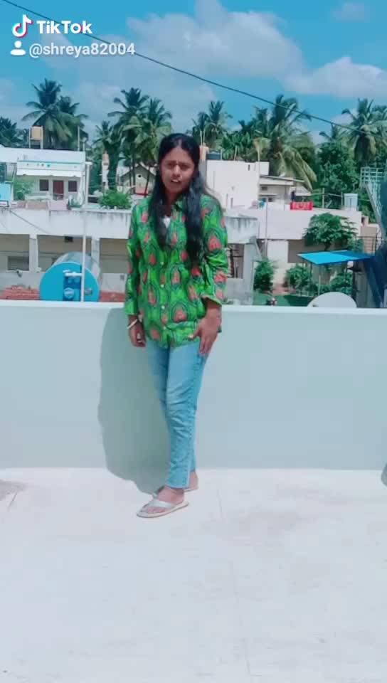 @Shreya(Avvi)