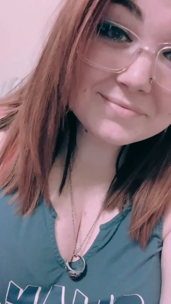 @𝓓𝒂𝒏𝒊🌺