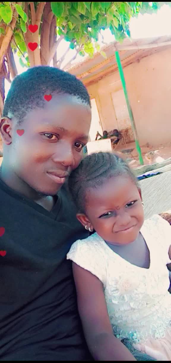 @moumounousere