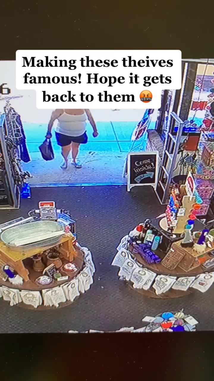 @Darbycakes1