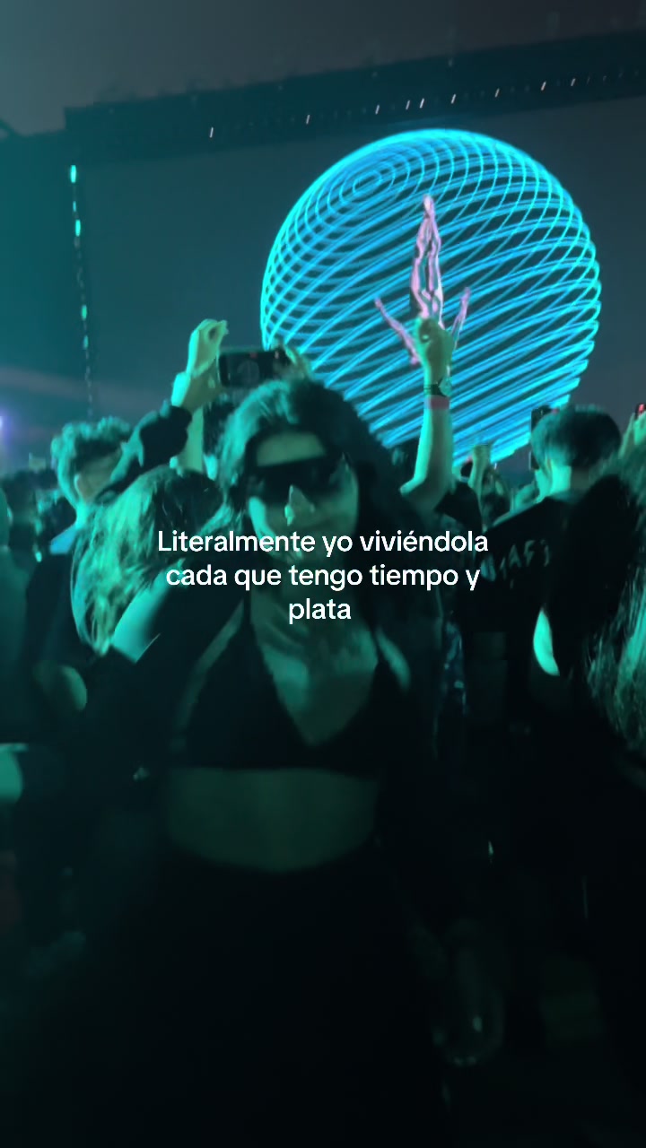 @cristhinaperalta